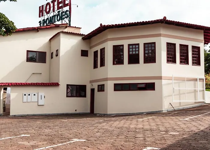 Hotel 3 Pontoes